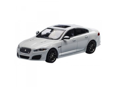 Модель автомобиля Jaguar XFR, Scale 1:43, Polaris White, артикул JDCAXFRW