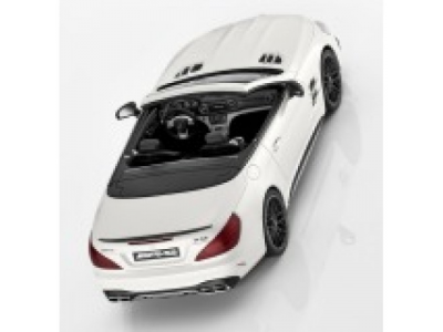 Модель Mercedes-AMG SL 63, Designo Diamond White Bright, 1:18 Scale