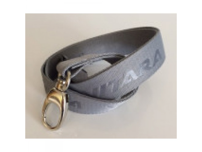 Шнурок с карабином Suzuki Vitara Lanyard Grey, артикул 990F0VTLY1000 от Suzuki Шнурок с карабином Suzuki Vitara Lanyard Grey, артикул 990F0VTLY1000